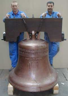 Picture of the replica Liberty Bell